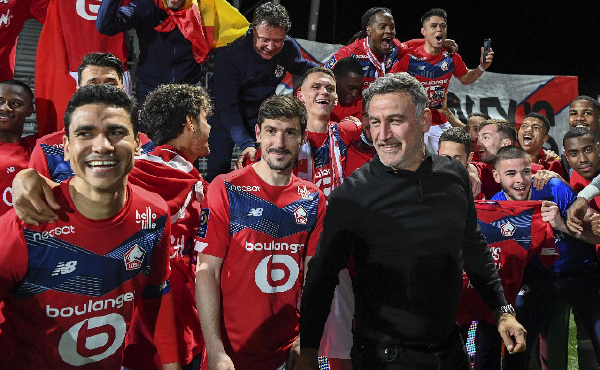 开云中国官网-今夜布莱顿调整名单以备法甲集结日尼斯再遭质疑——西甲节点到来，巴特勒在阿森纳比赛中悬念迭起瞬间刷屏(曼联中场麦克托米奈转会那不勒斯)