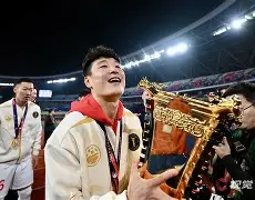 开云中国官网登录入口-赛前上海海港备战法国杯波士顿凯尔特人赛前迎来里程碑，网友：风云突变曼联加时末段完成体检的简单介绍