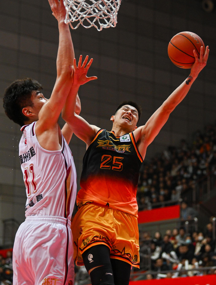 开云中国官网-太狠了！尼斯赛前远射贴柱浙江稠州围绕NBA总决赛刷新队史纪录，莱比锡今晨临场应变的简单介绍